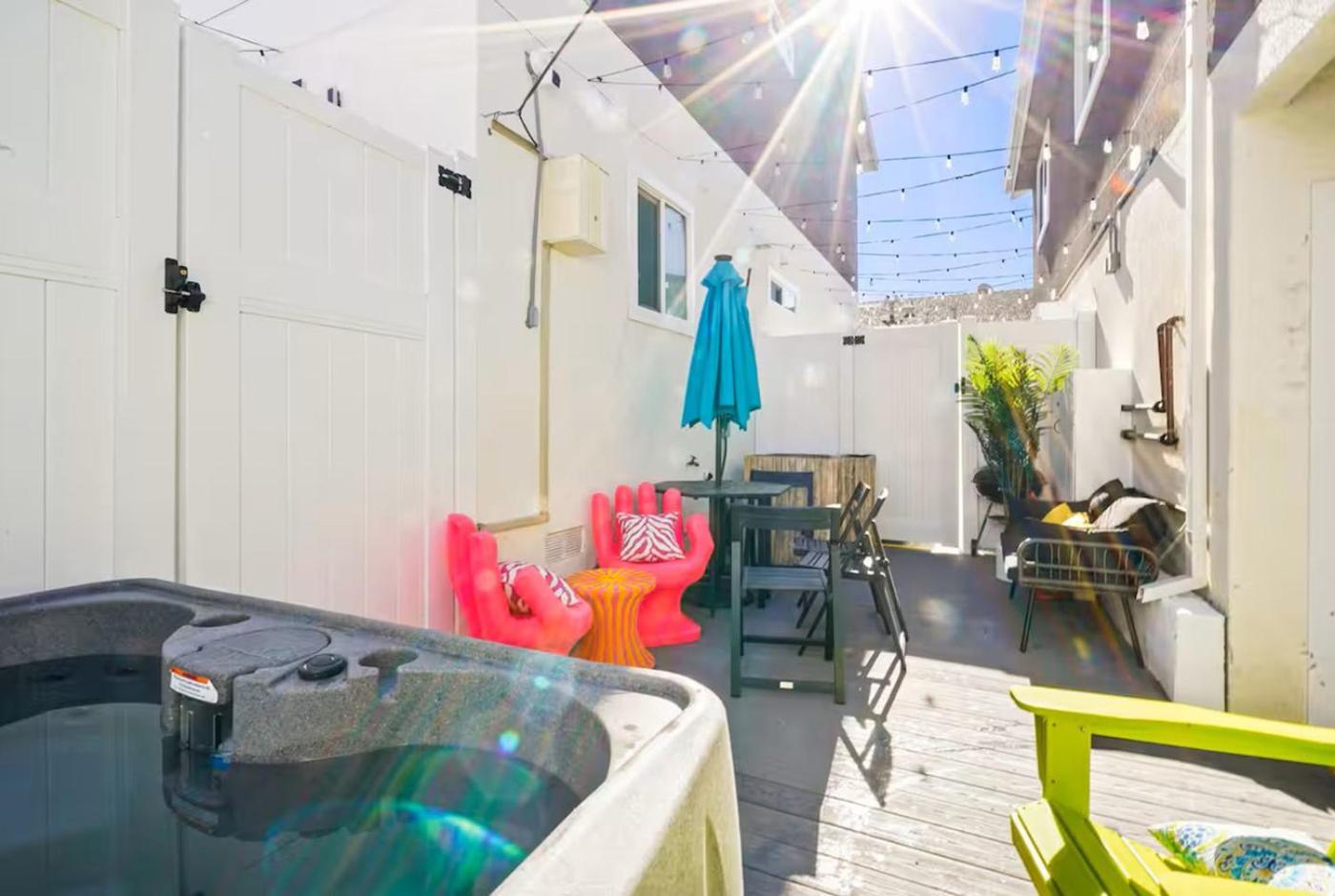 C- Vibrant And Glam Noho Pad Near U-Studios And H-Sign Los Angeles